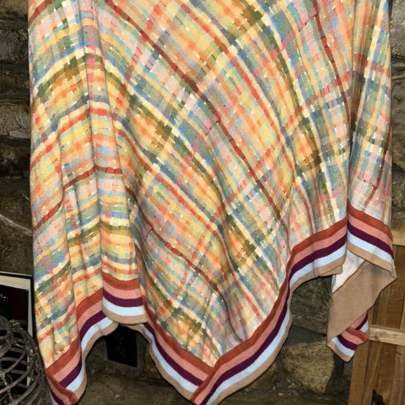 Anthropologie Bl>NK poncho size XS/s petite. Beautiful fall colors. EUC. Worn 1X - Picture 4 of 6